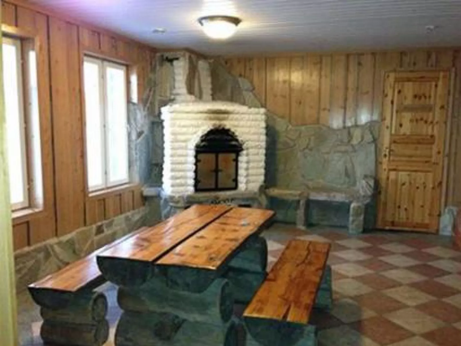 Hiiden kämppäkartano-Dedans