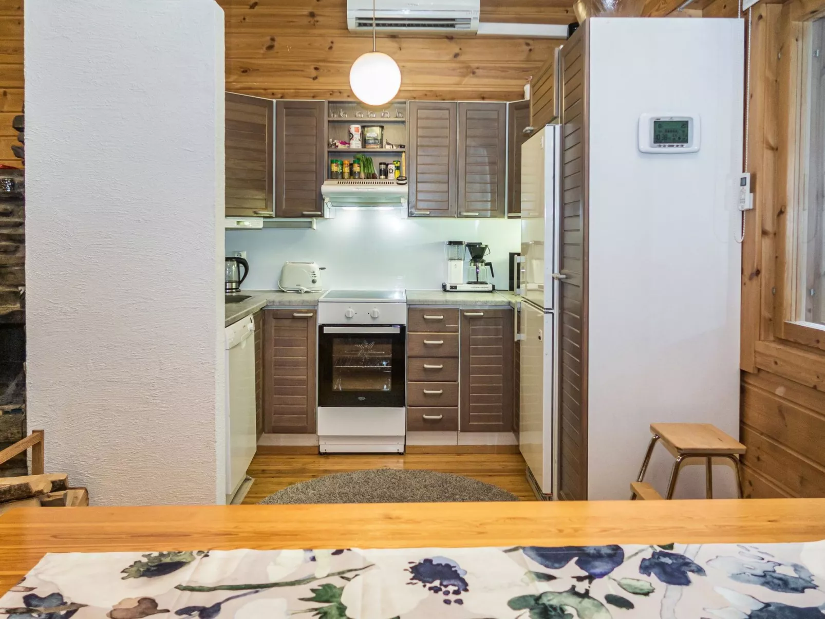 Purnukylä 6-Drinnen