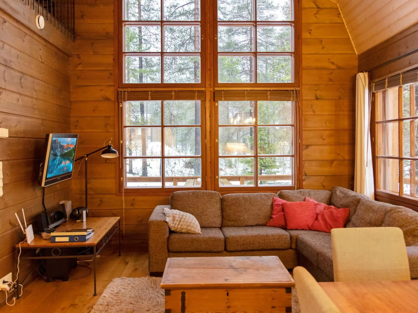 Kivalonmaa a-Drinnen