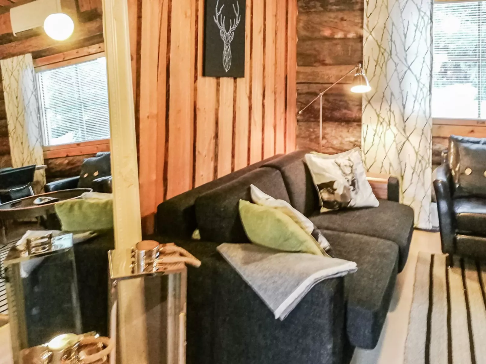 Vuokatinportti b 9-Dedans