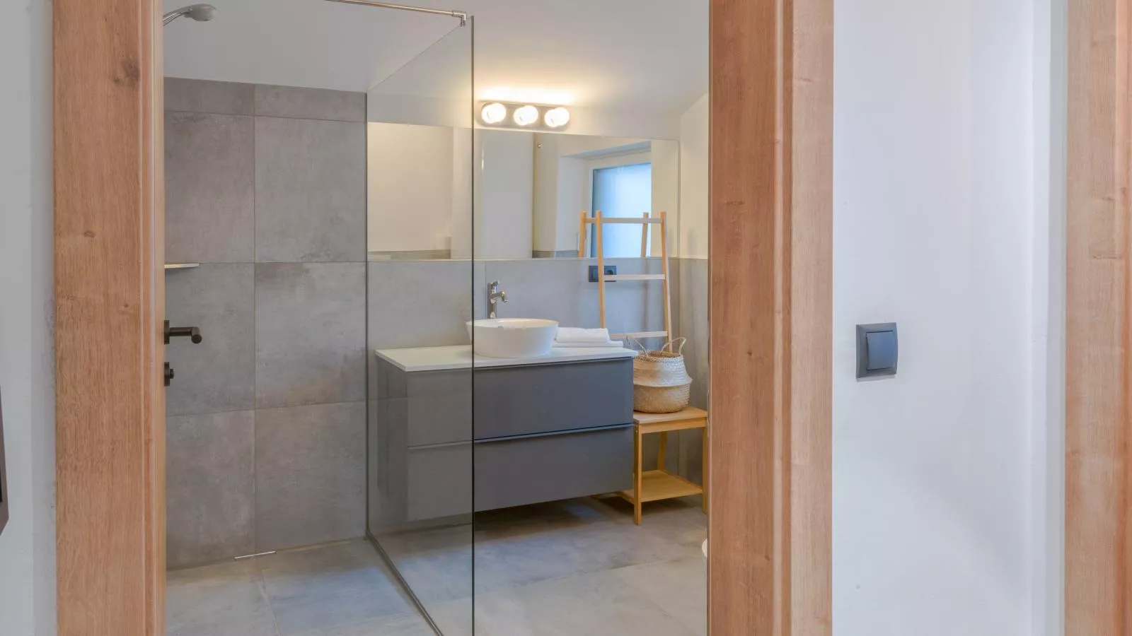 Tirola Stadl Vroni-Bathroom