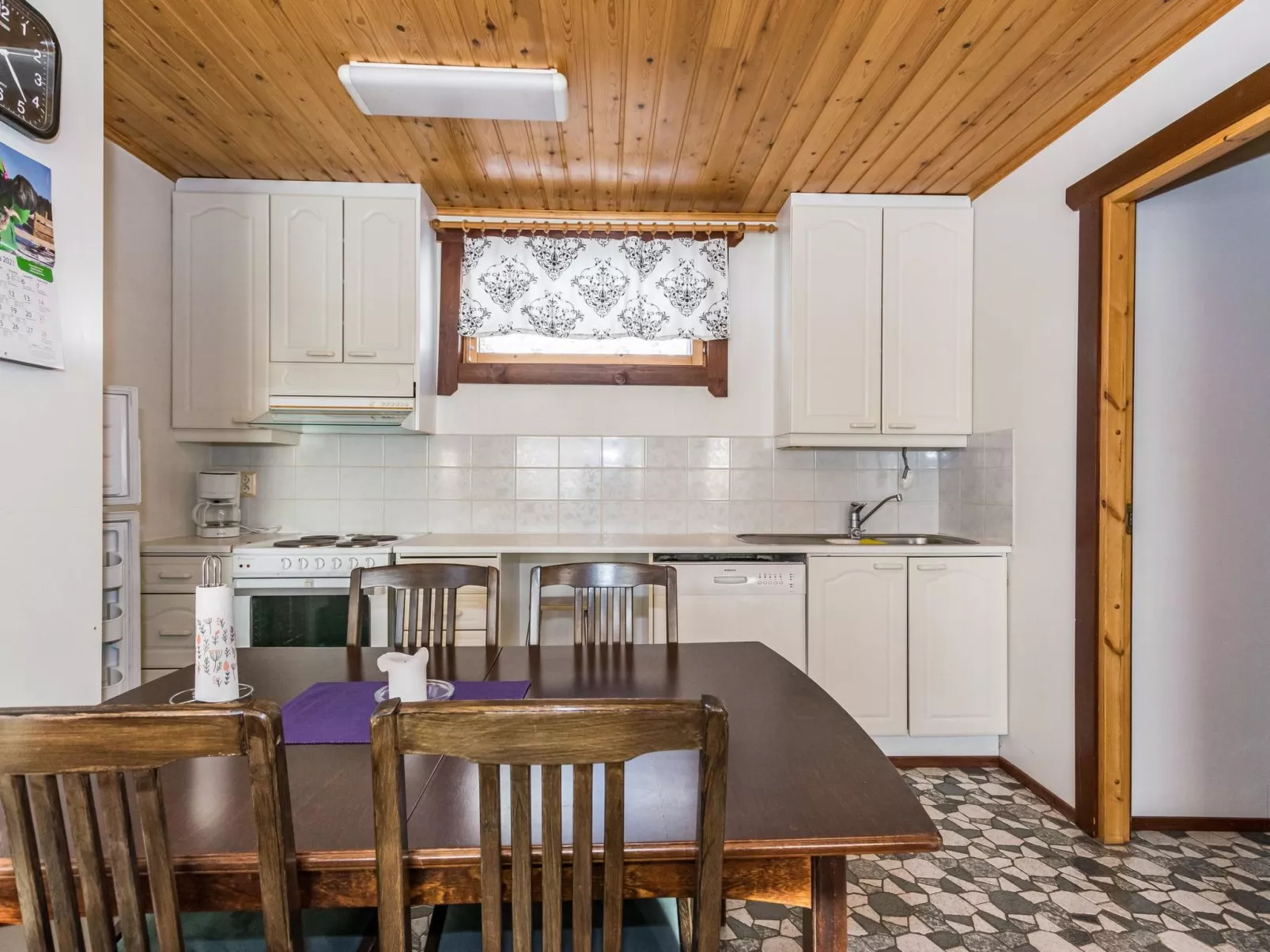 Aurinkoalppi 10b paritalo-Dedans