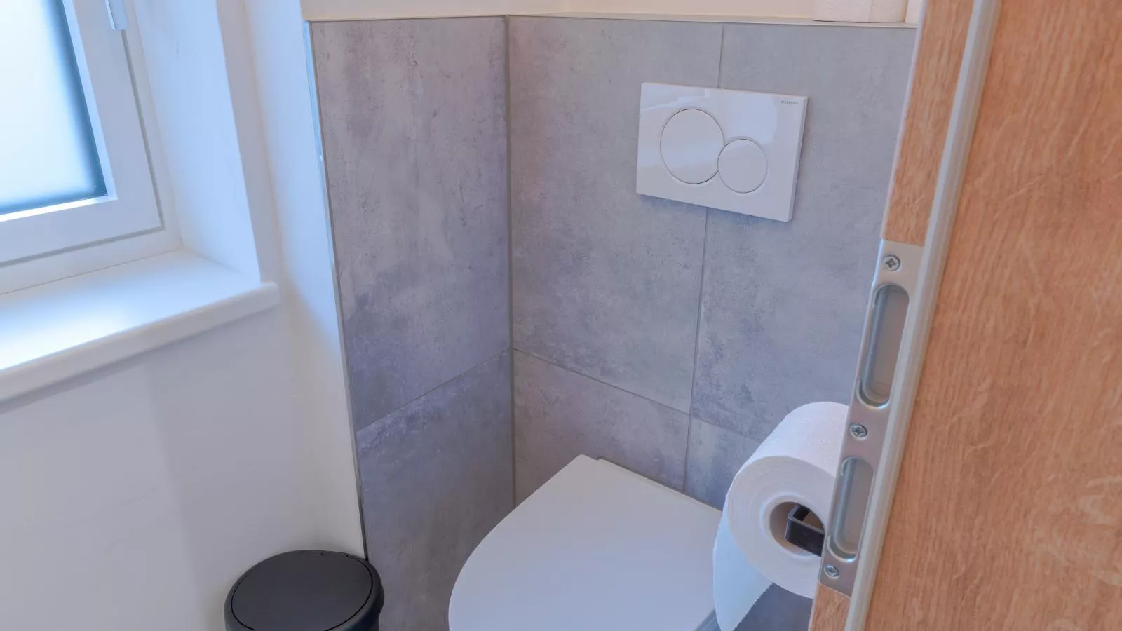 Tirola Stadl Vroni-Bathroom