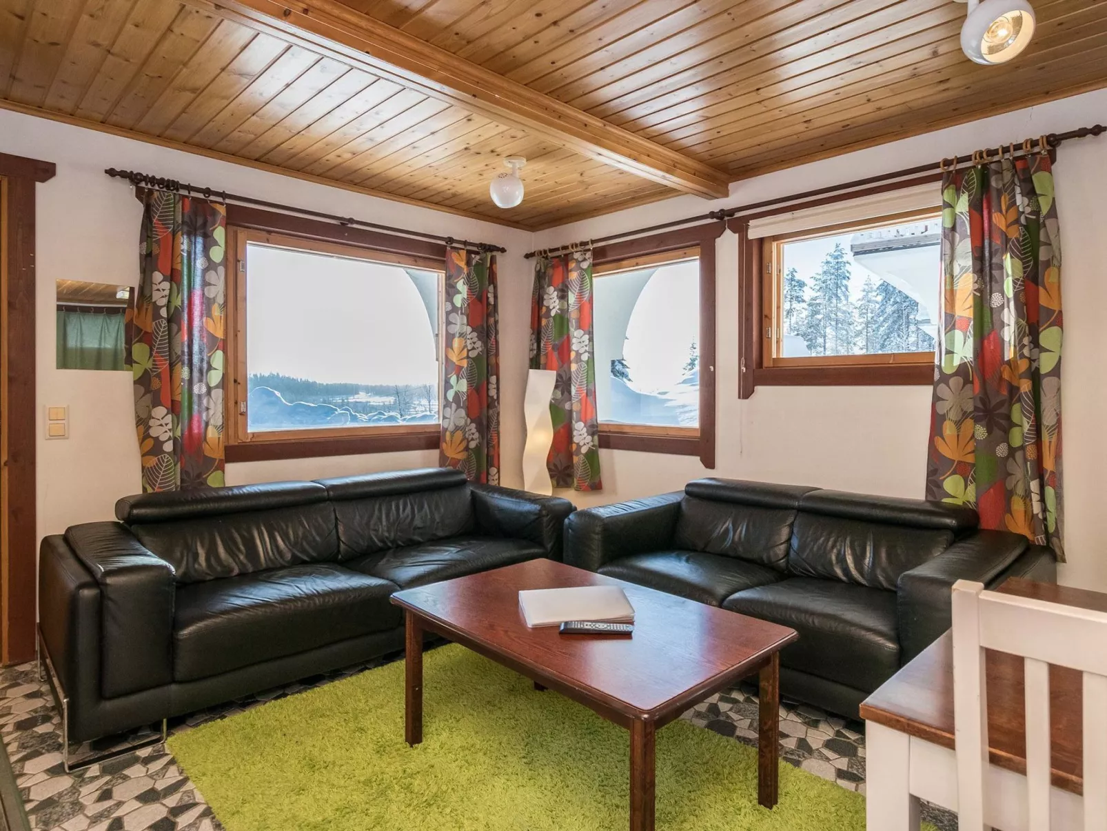 Alppikylä 3b paritalo-Drinnen