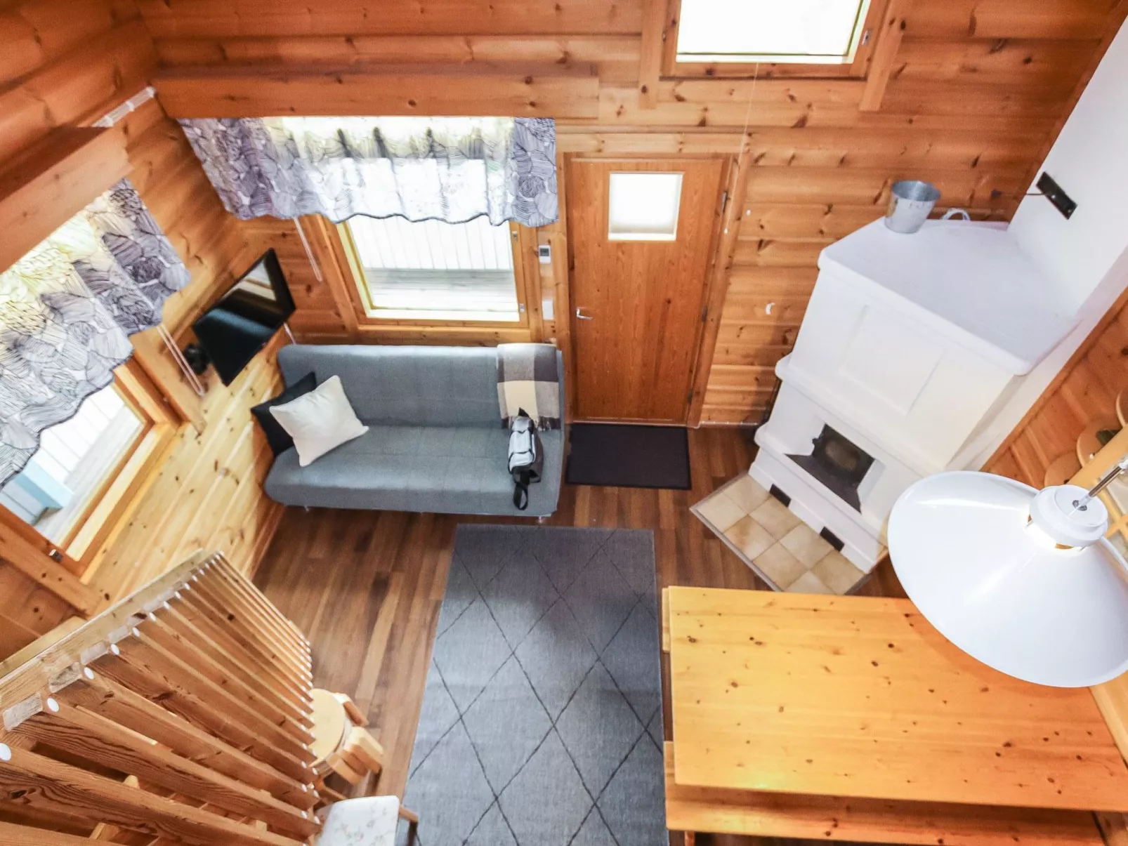 Erätuli 2 paritalo-Dedans