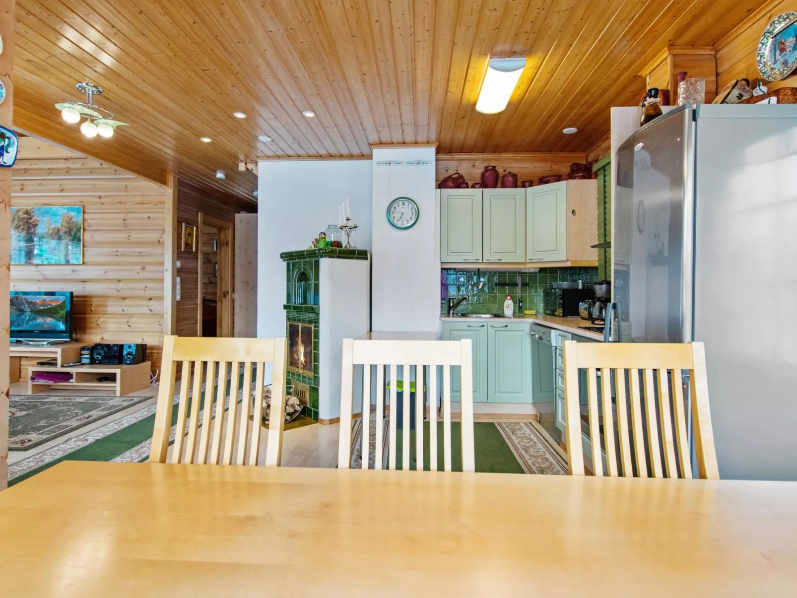 Lomataivas mökki-Dedans