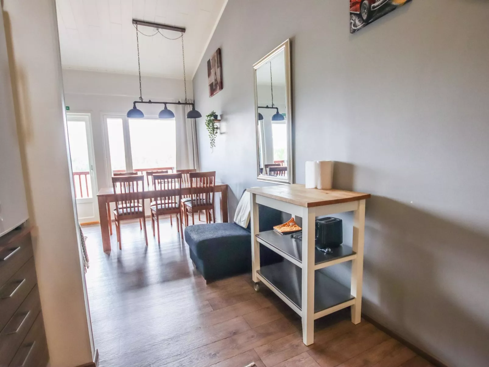 Skivillas 61 ukkohalla (b3)-Drinnen