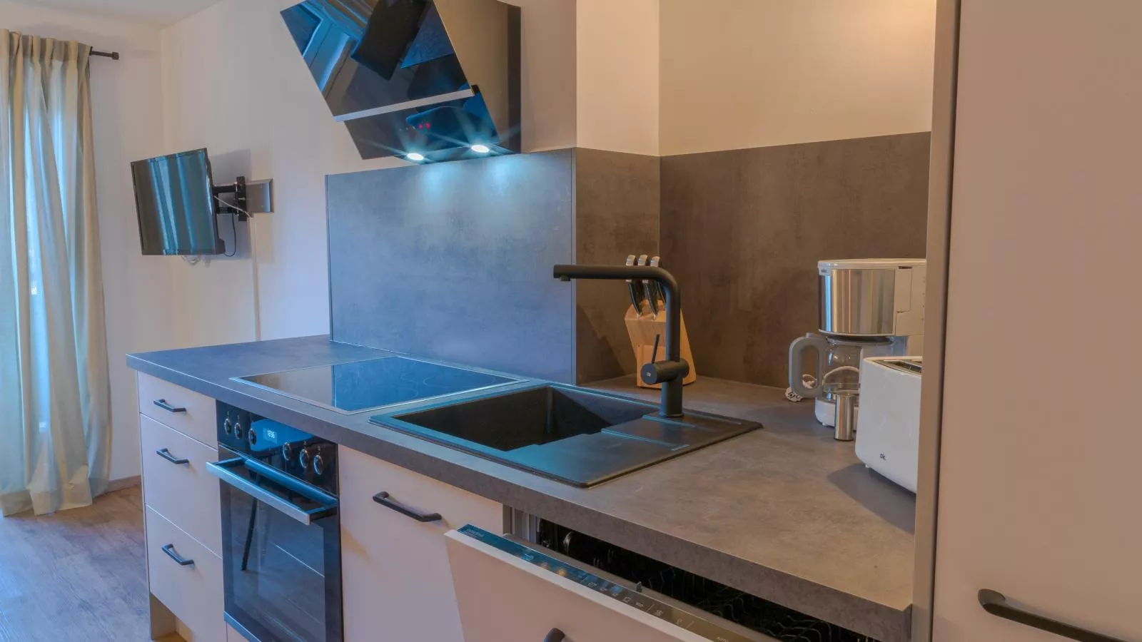 Tirola Stadl Vroni-Kitchen