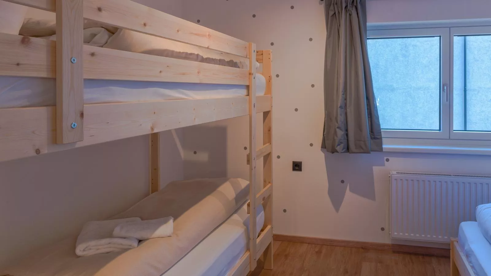 Tirola Stadl Vroni-Bedroom