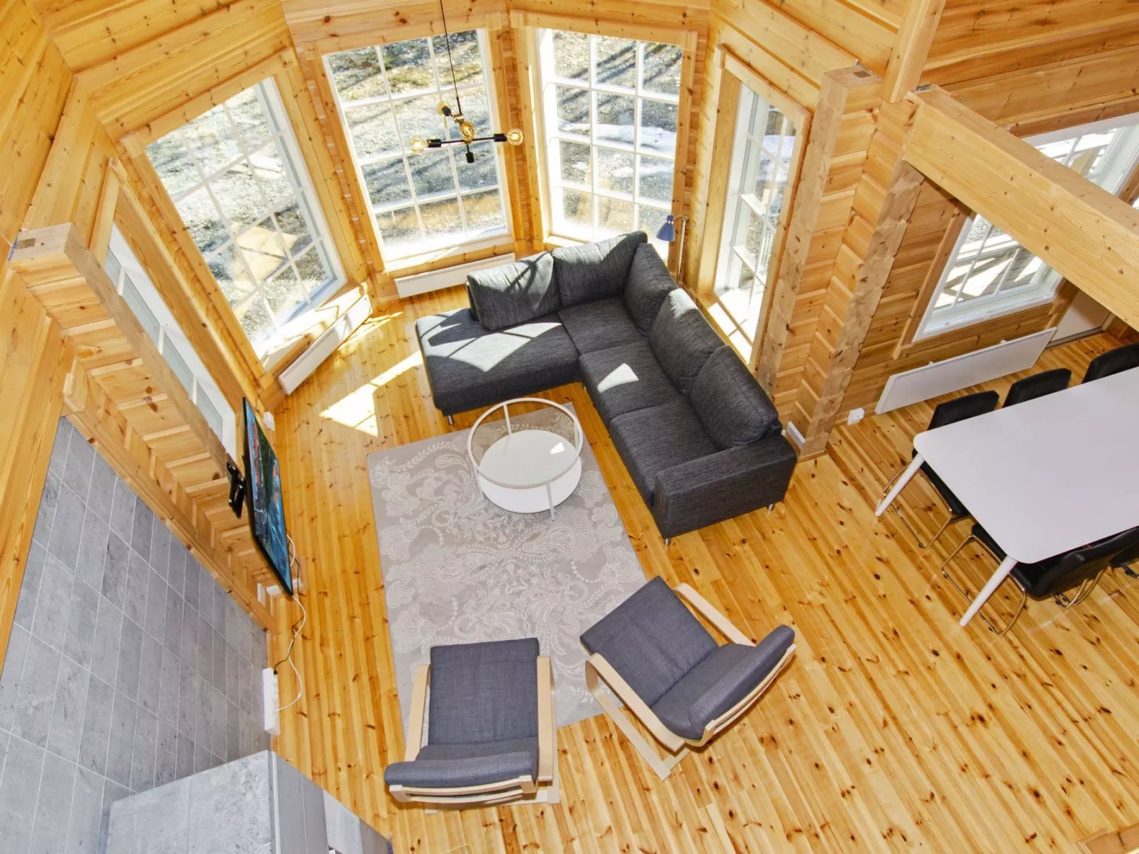 Villa eläntätila-Dedans