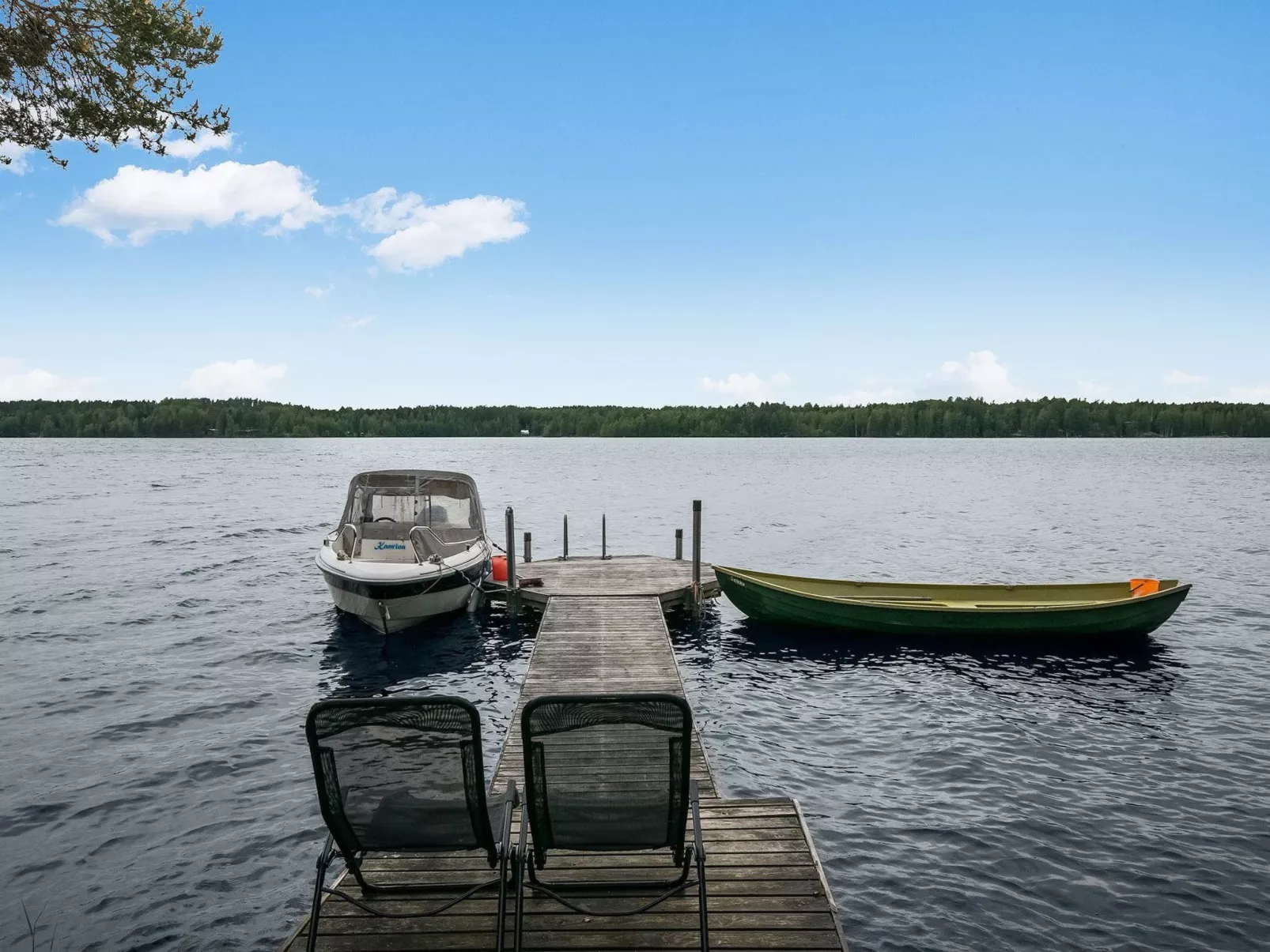 Villa sieponpesä-Drinnen