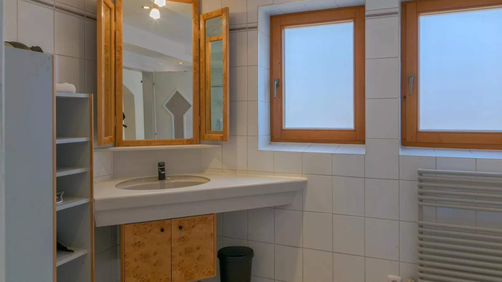 Tirola Stadl Vroni-Bathroom