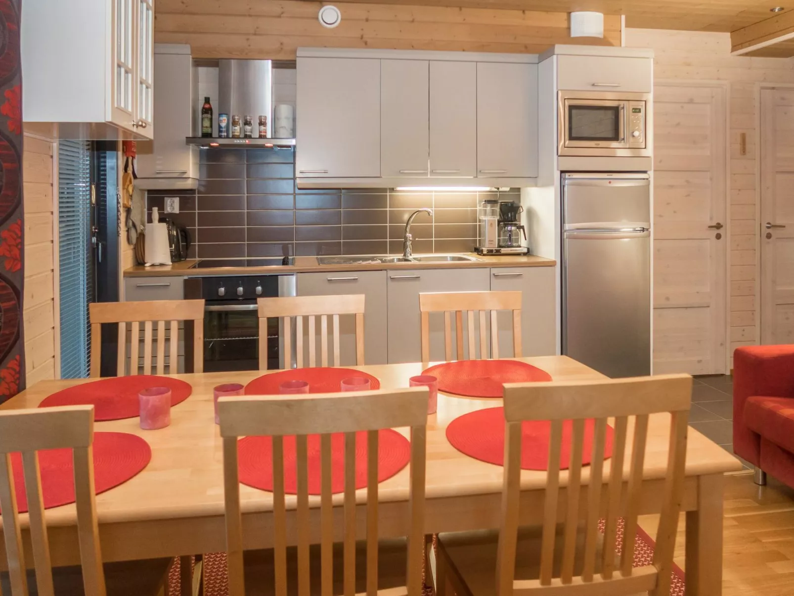 Rukan salmenhovi-Dedans