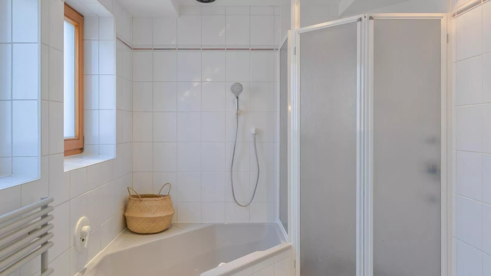 Tirola Stadl Vroni-Bathroom