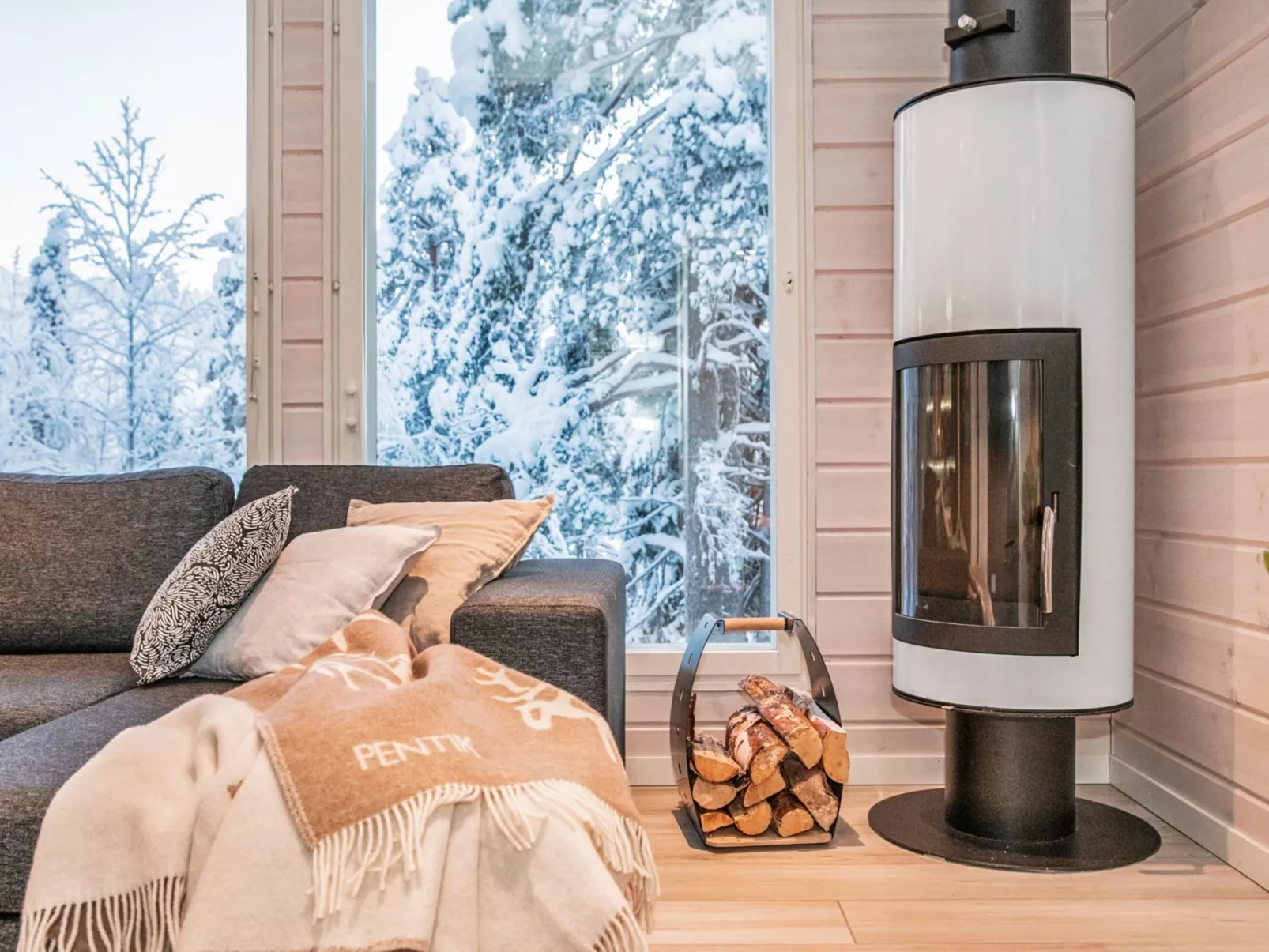 Rukan rinnemaa a-Dedans