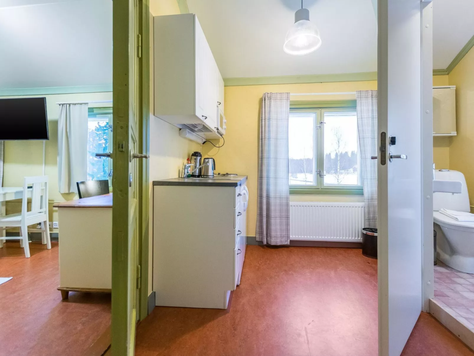 Kartanohuoneisto heikki-Dedans