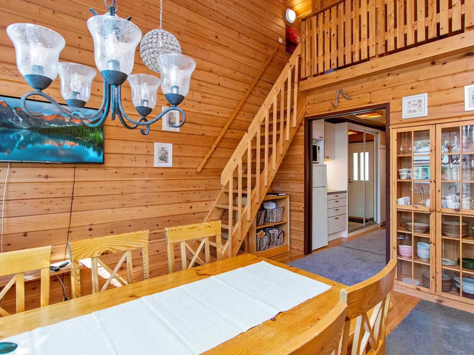 Hirvasaho a 2-Dedans