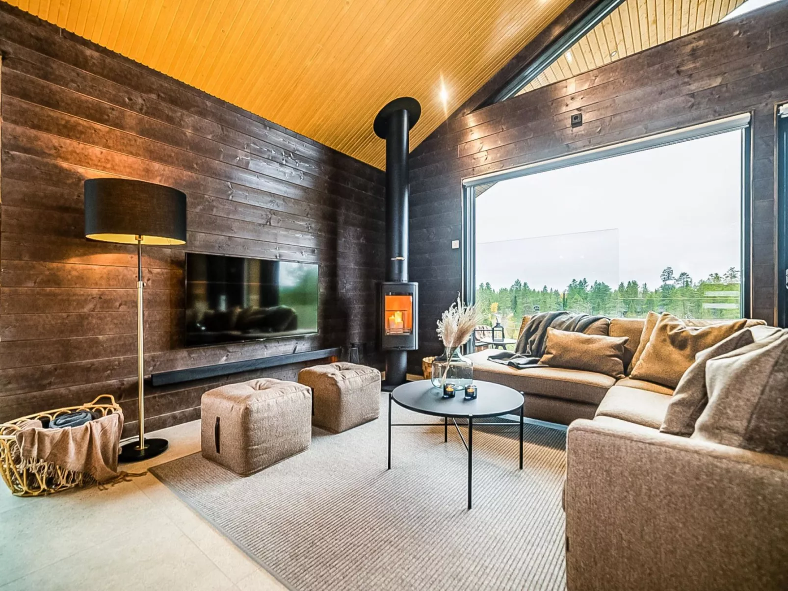 Villa voimapolku 9 a 1-Drinnen