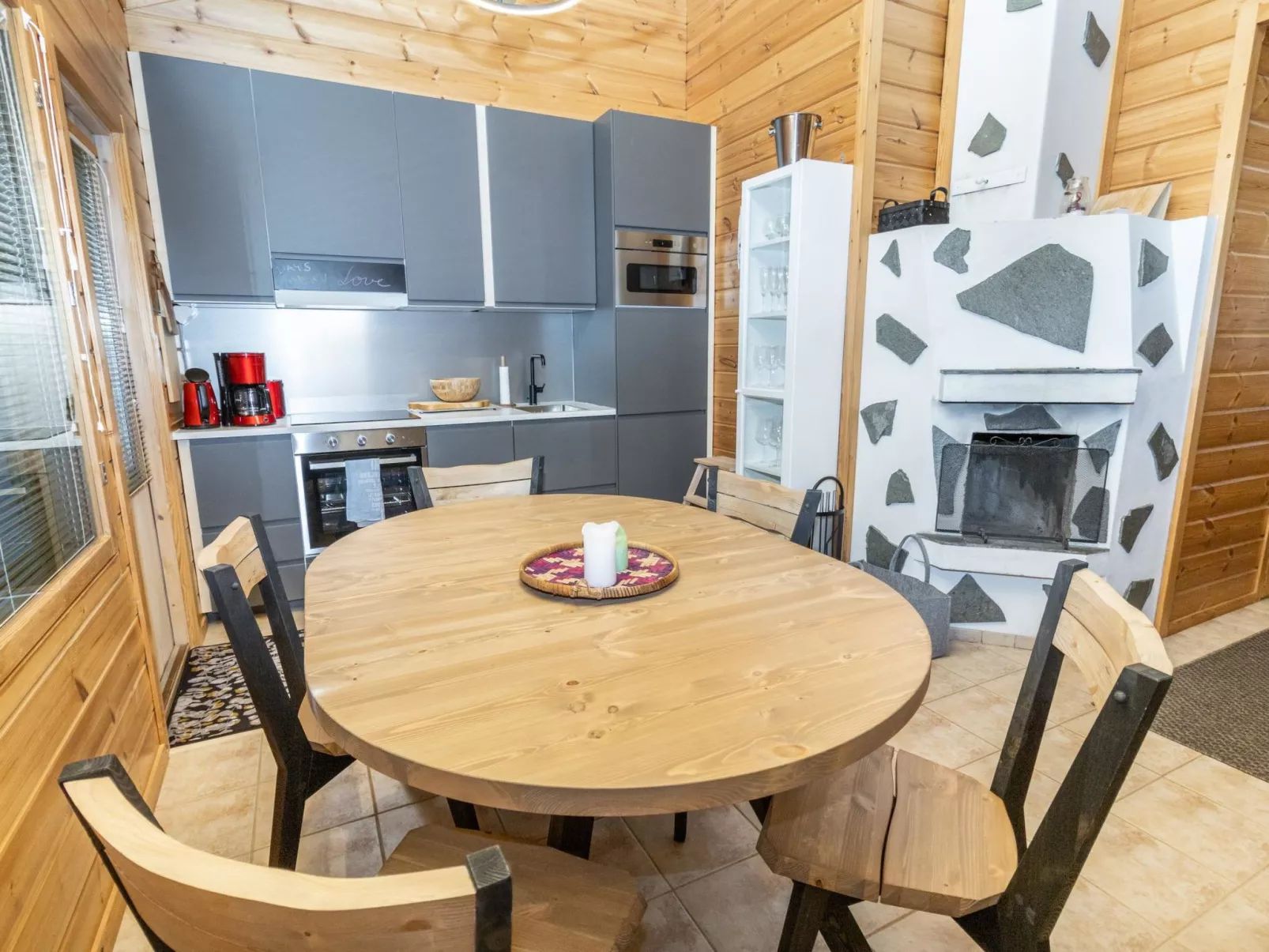 Rukan ankkuri-Drinnen