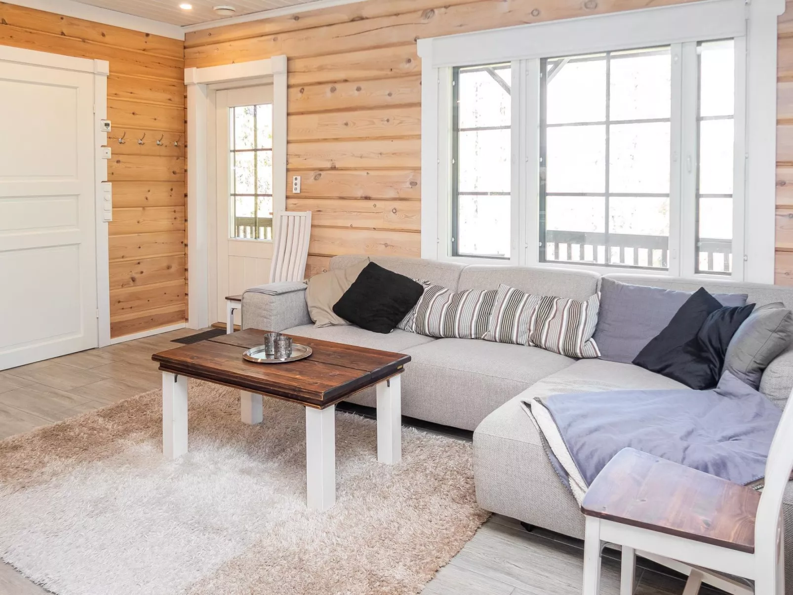 Kiehtäjän lahti-Drinnen