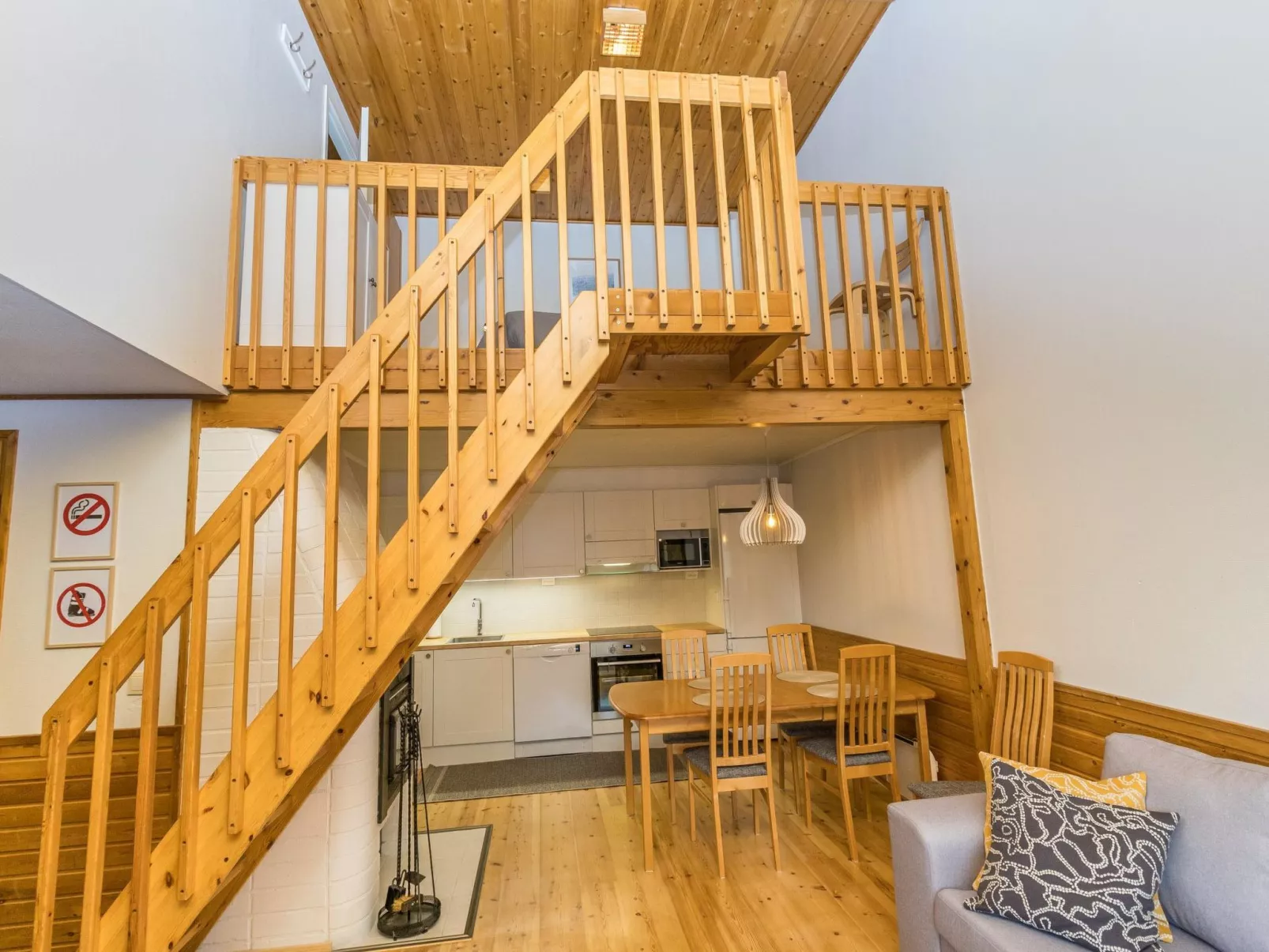 Teerenpesue f 46-Inside