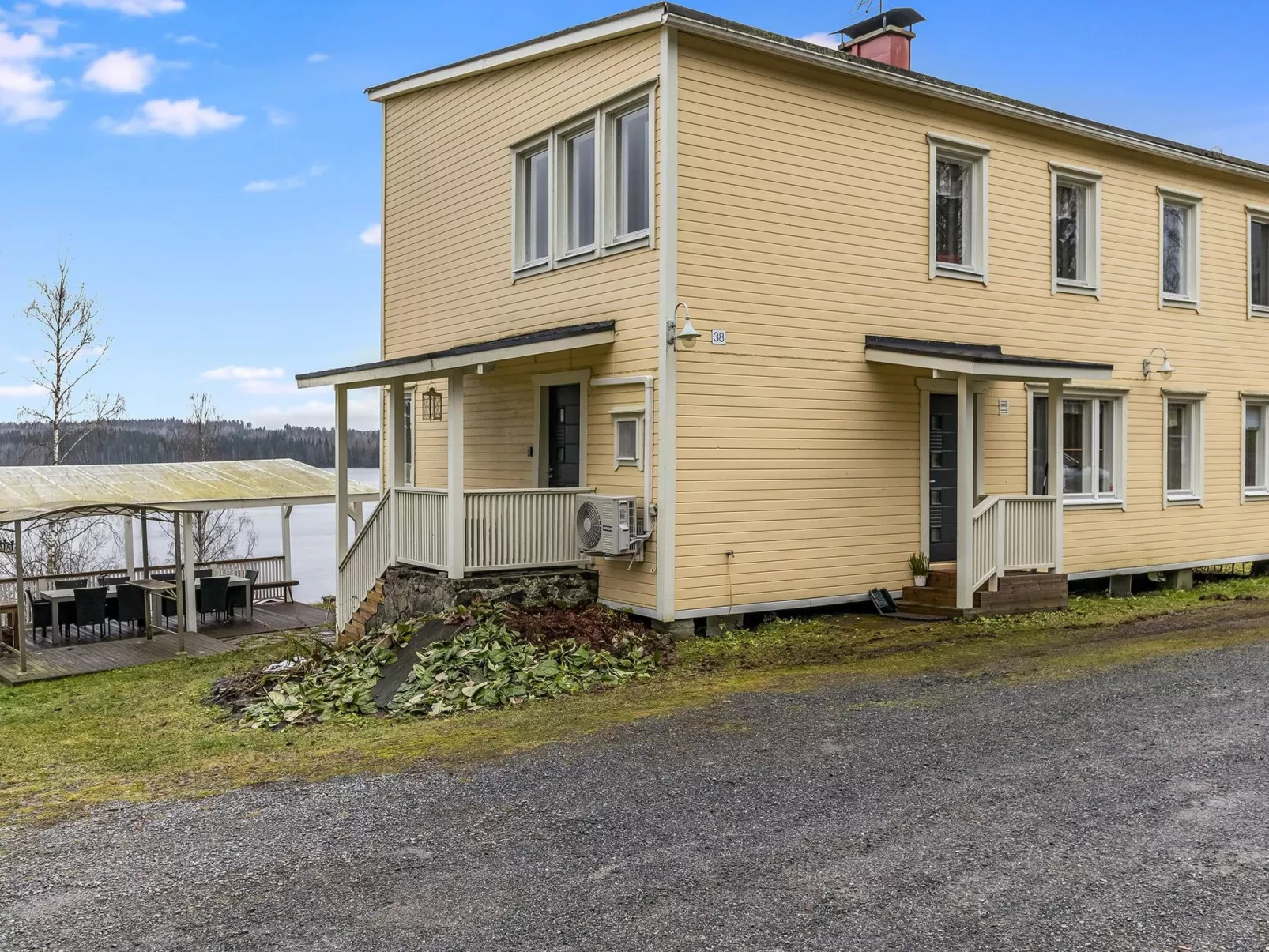 Villa rauhala-Dedans