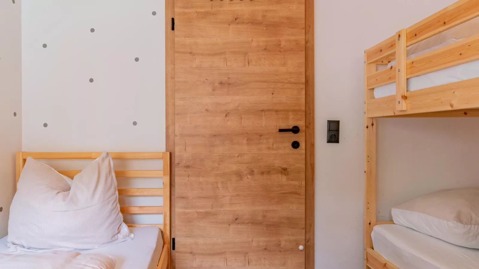Tirola Stadl Vroni  Hansl-Bedroom
