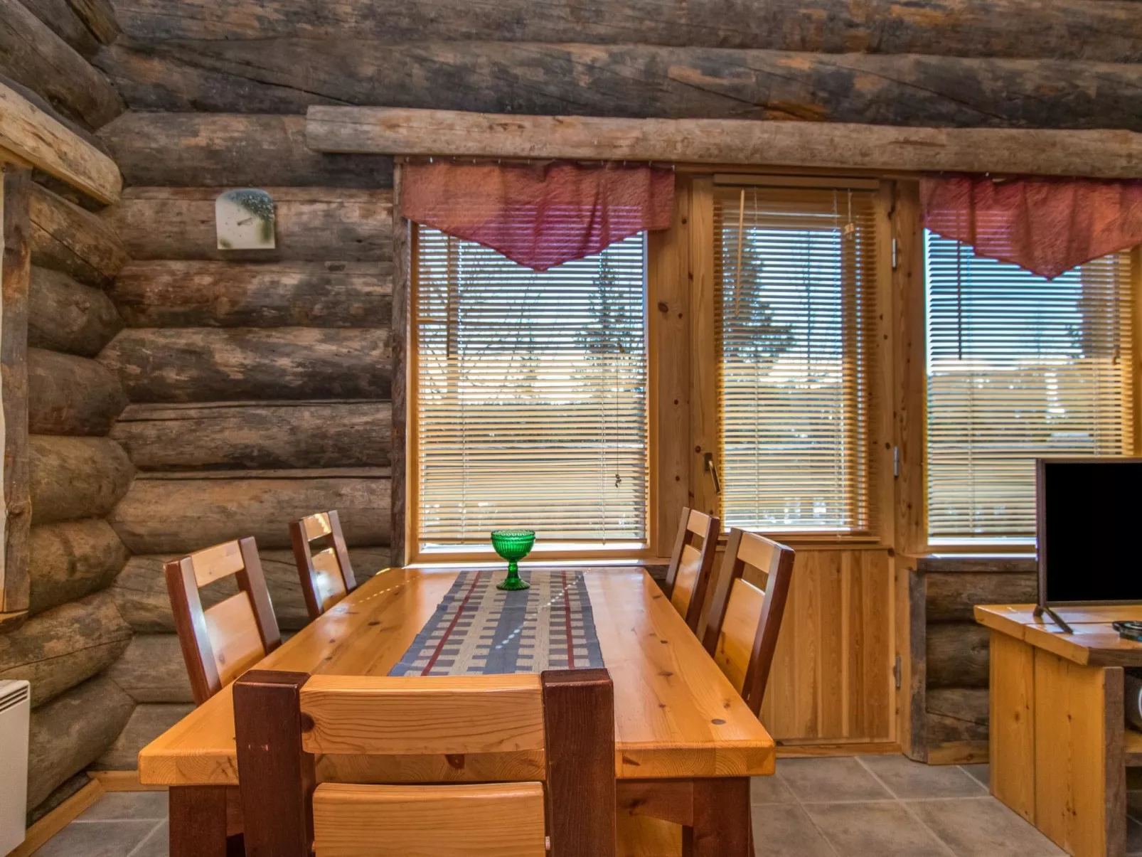 Rinnekieppi 1-Dedans