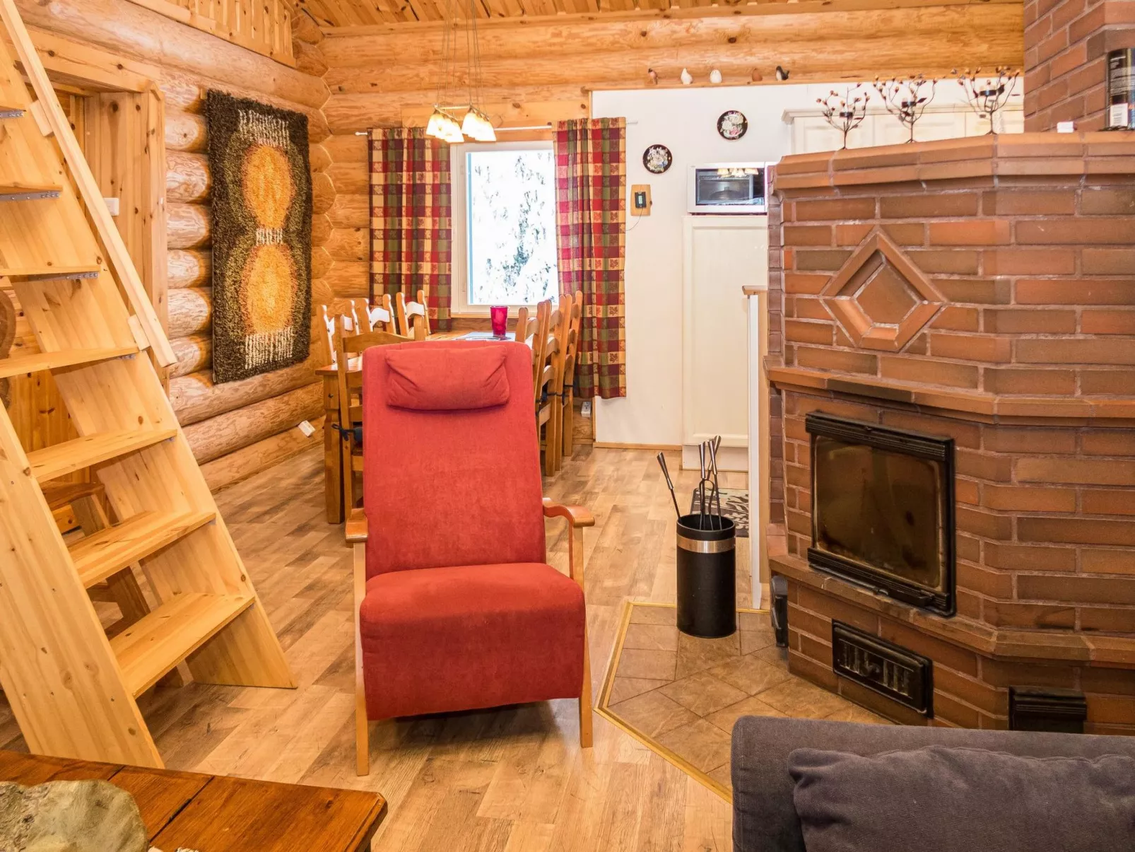 Rukan lepolinna a-Inside