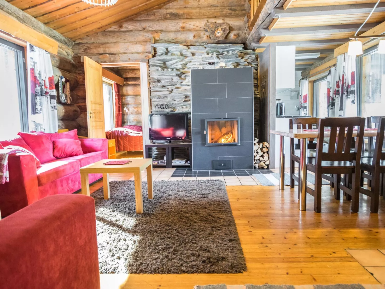 Mustalampi 2 kurkiaura-Dedans