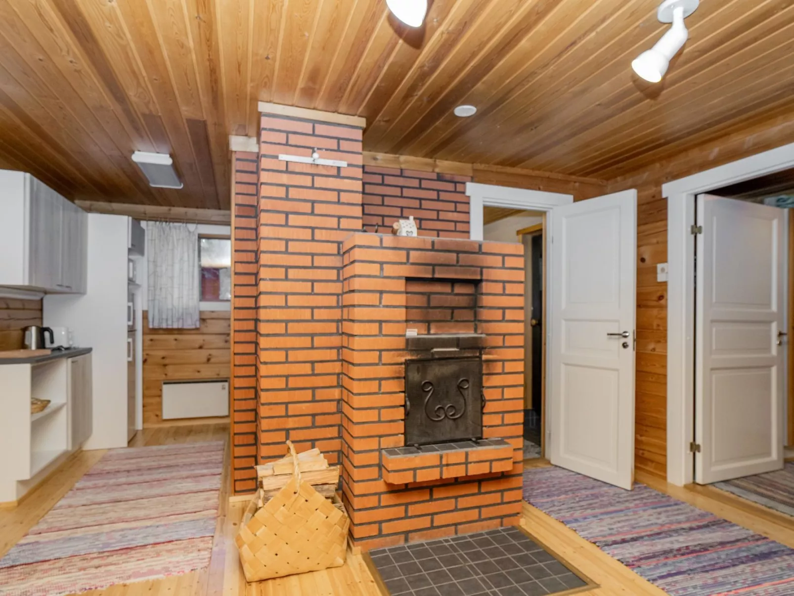 Viipusjärvi 10-Drinnen