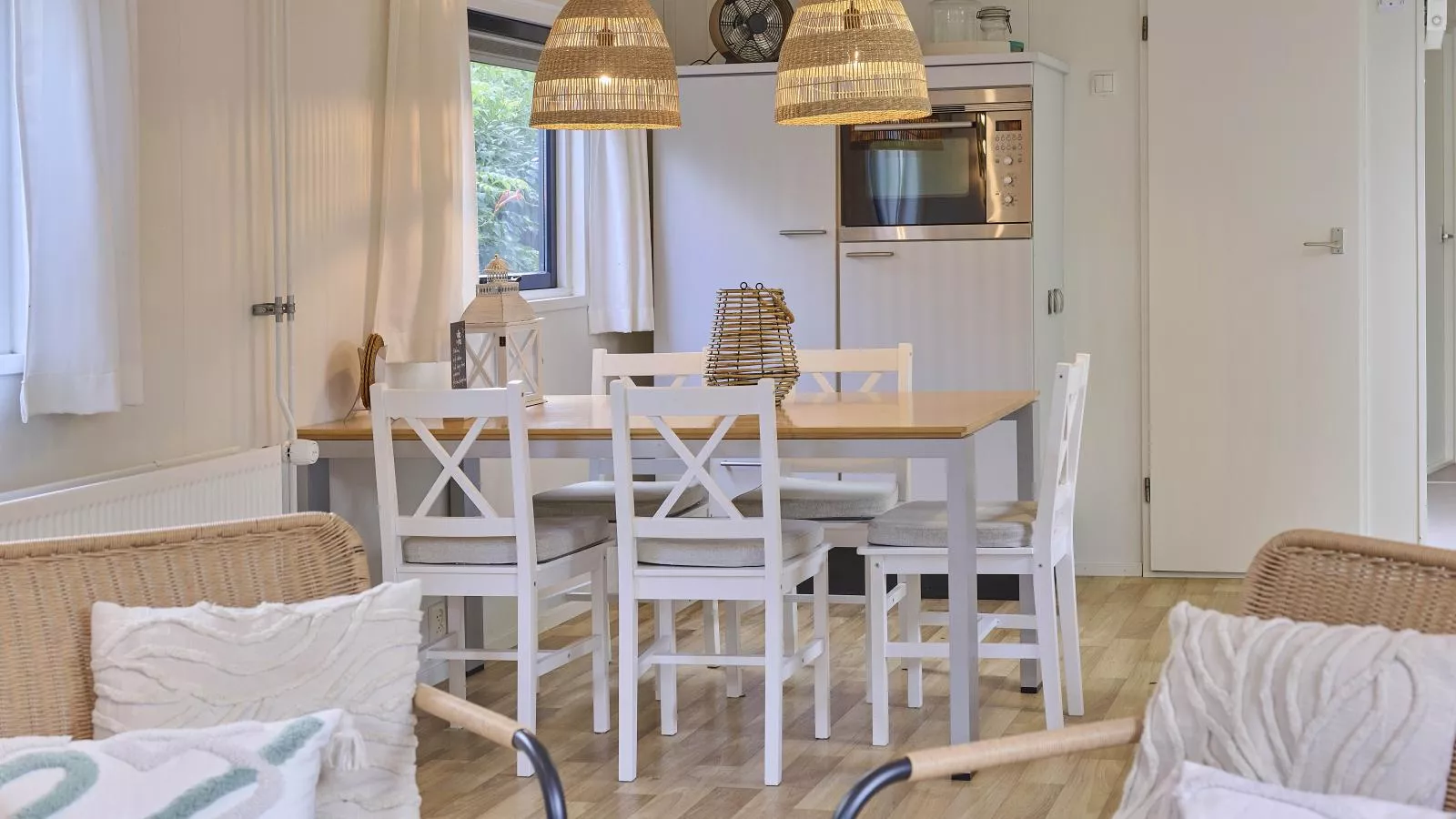 Chalet Sea Birds-Dining room