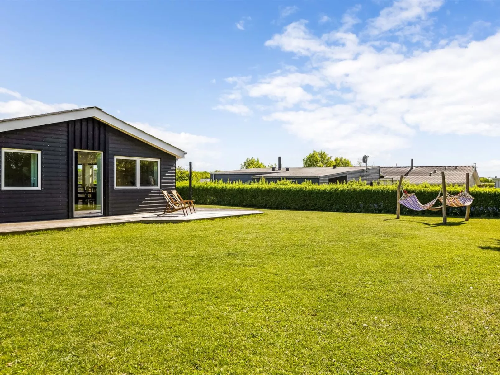 "Helmtrud" - 700m from the sea-Outside