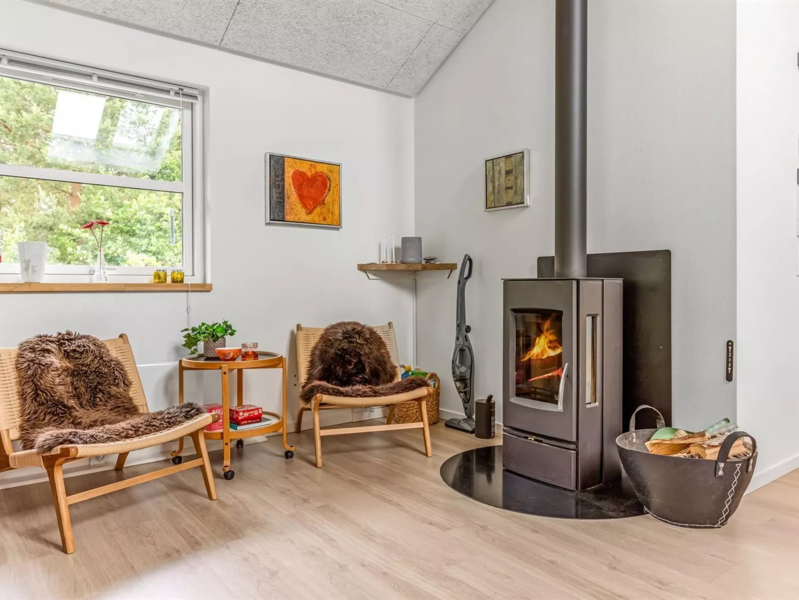 "Varpu" - 1.5km from the sea-Dedans