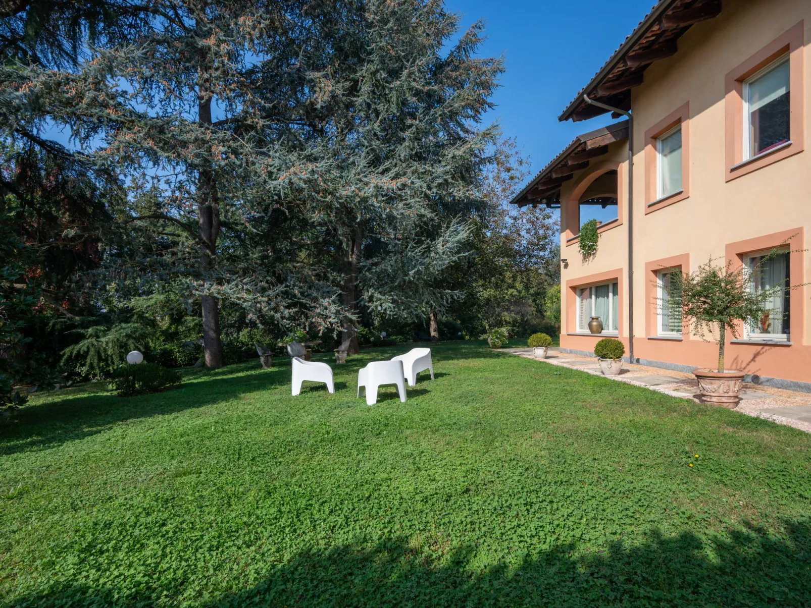 Villa Felice-Outside