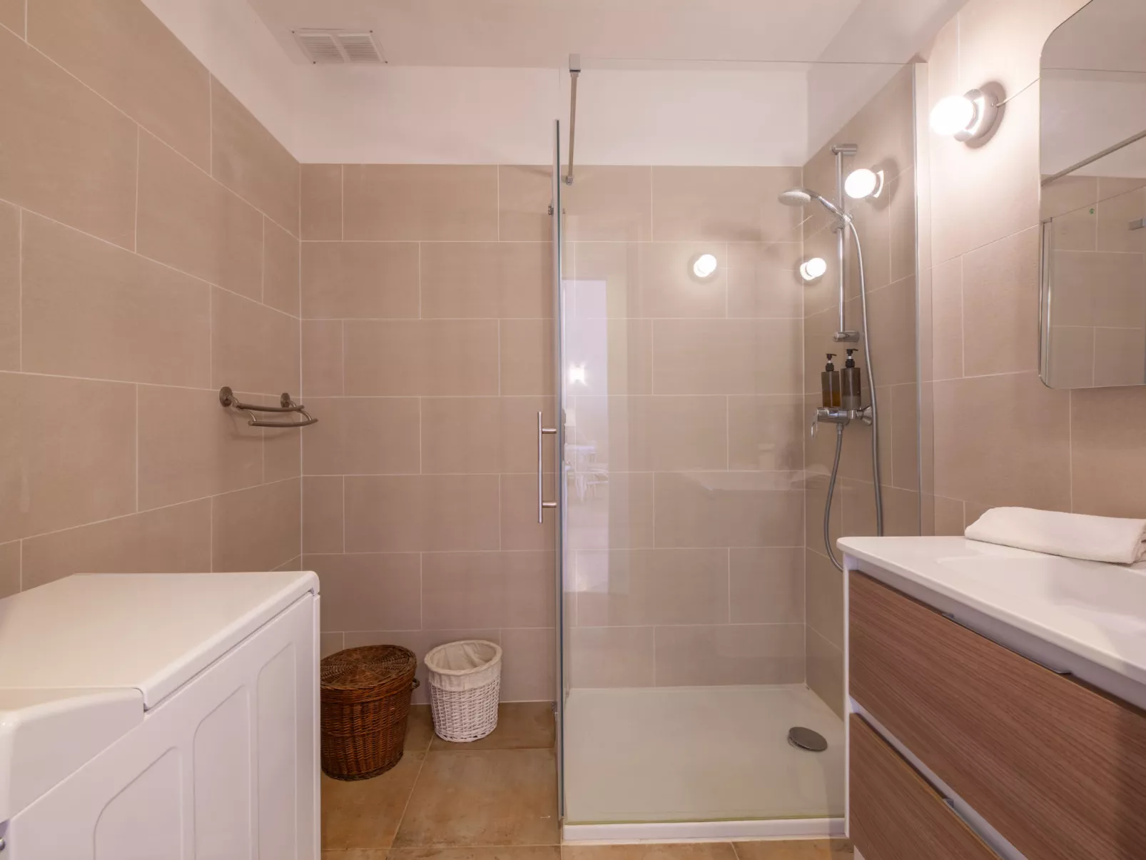 El Cantarello-Dedans