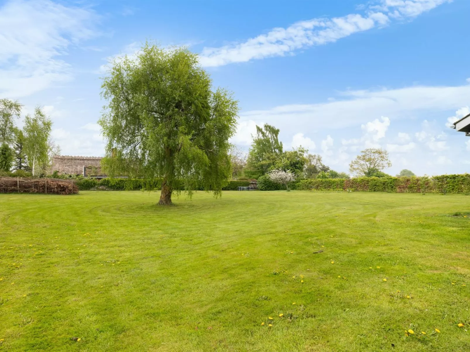 "Andine" - 250m from the sea-Outside