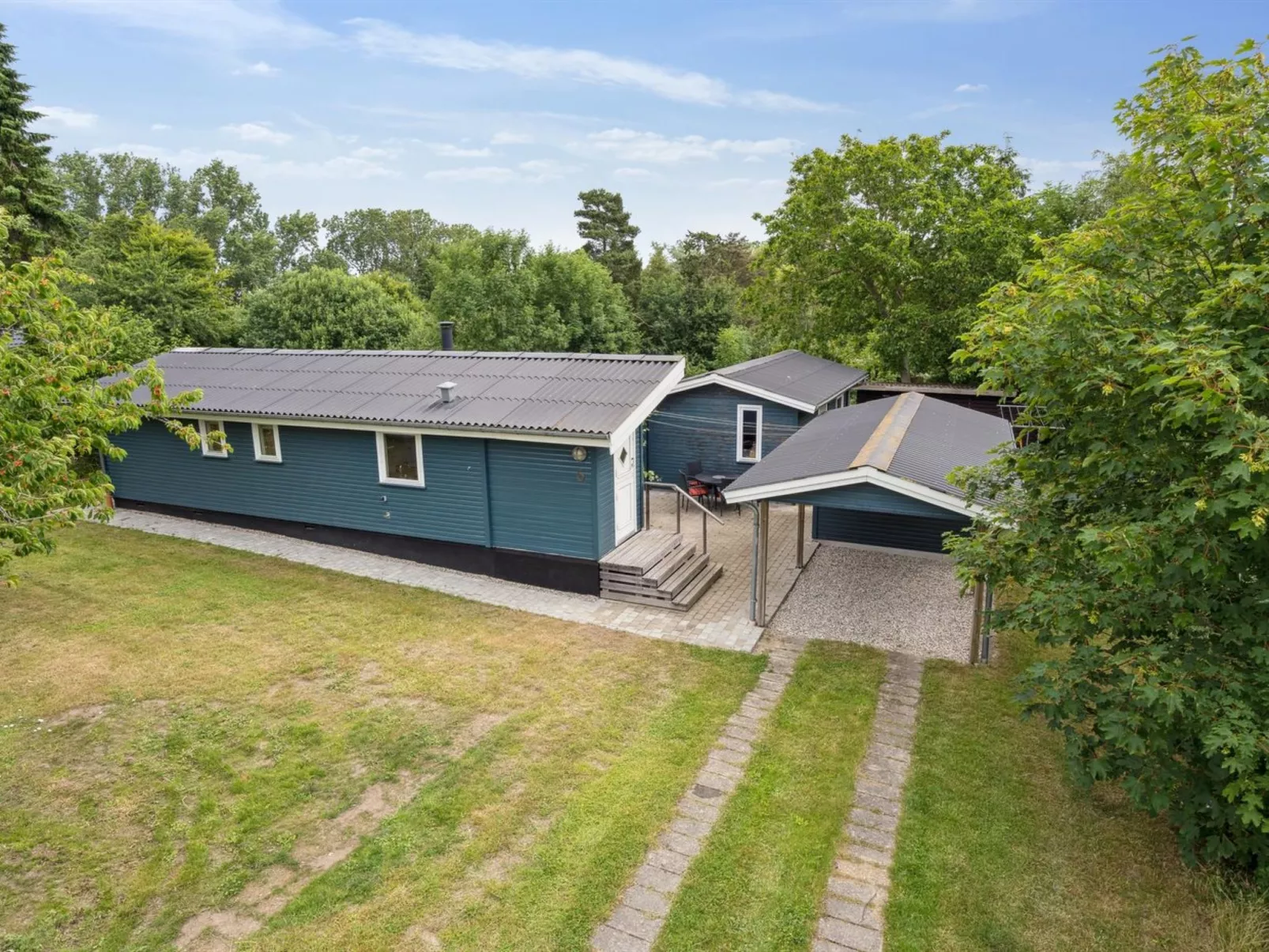 "Esme" - 225m to the fjord-Outside