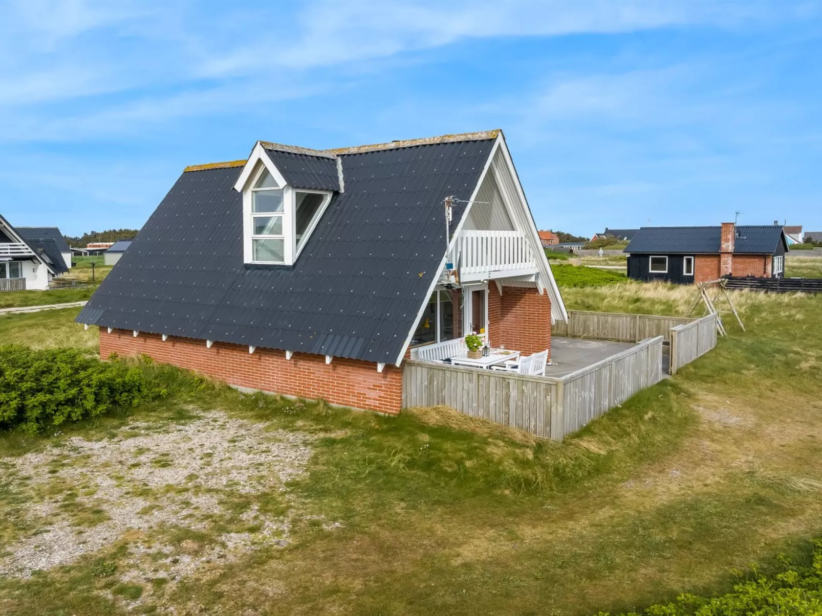 "Arkil" - 200m from the sea-Draußen