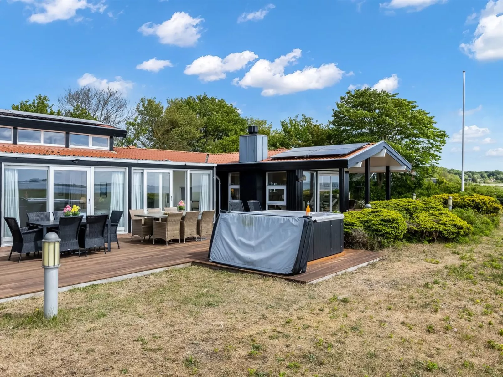 "Xaverius" - 30m from the sea-Draußen