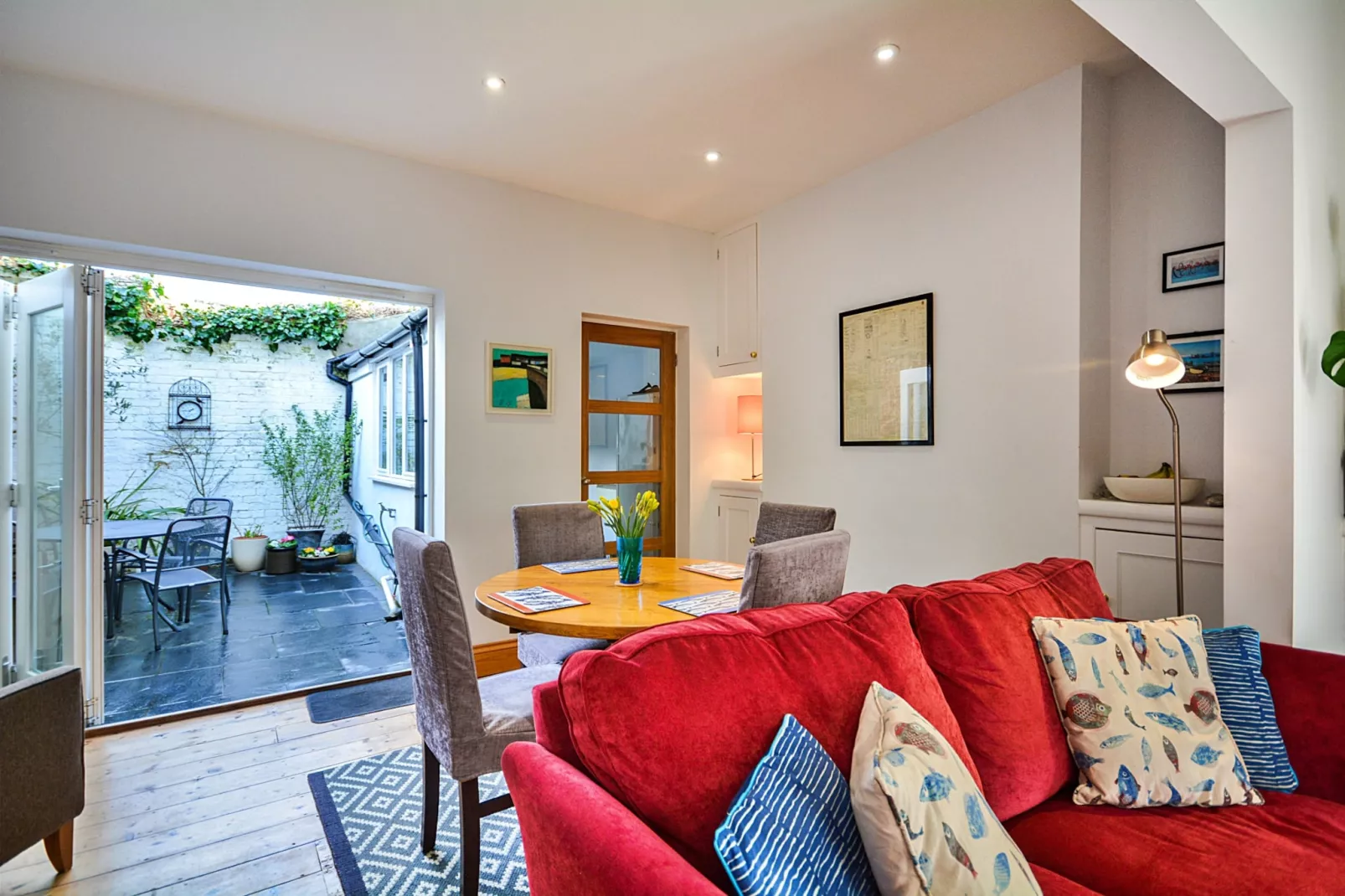 One The Green, Kingsand-Salon