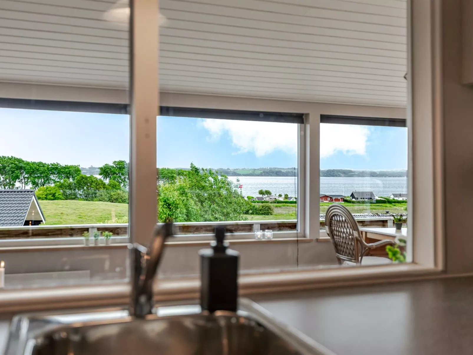 "Gyda" - 350m from the sea-Inside