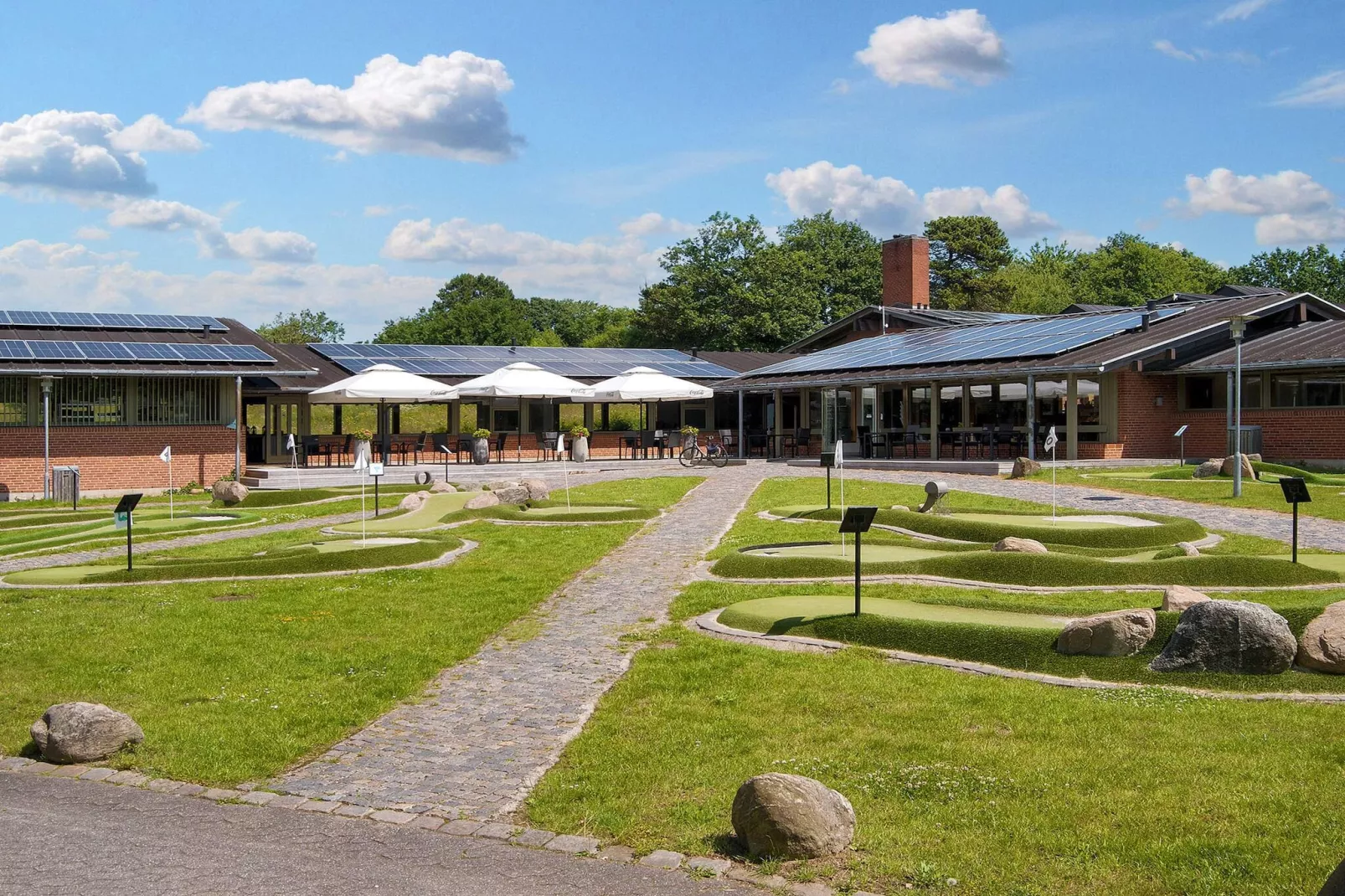 3 room,1 bath,Premium-Non tagué