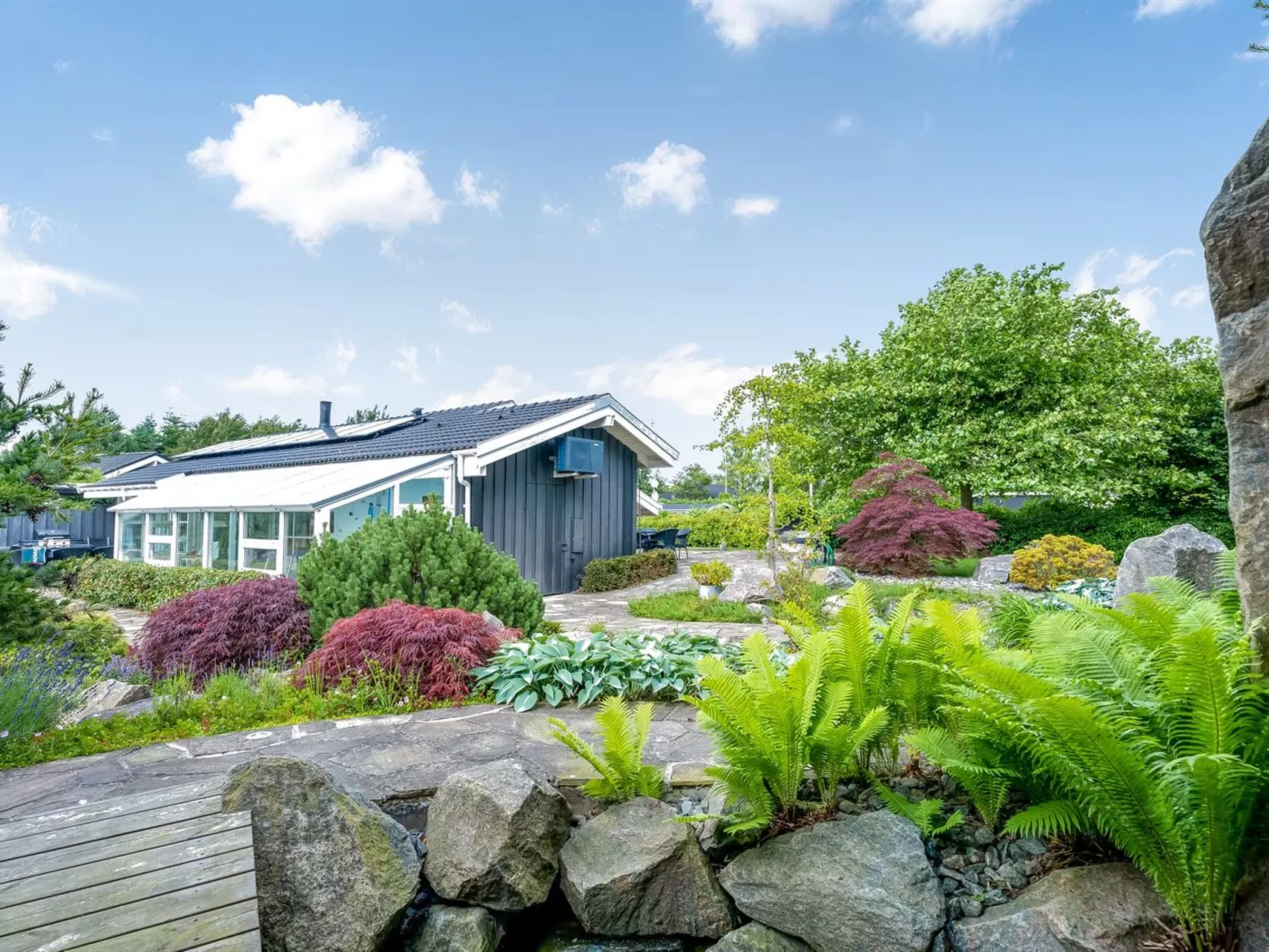 "Ellie" - 700m from the sea-Outside