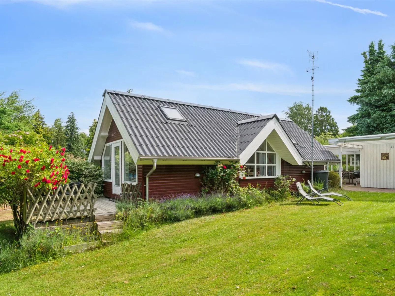 "Helfrida" - 925m from the sea-Outside