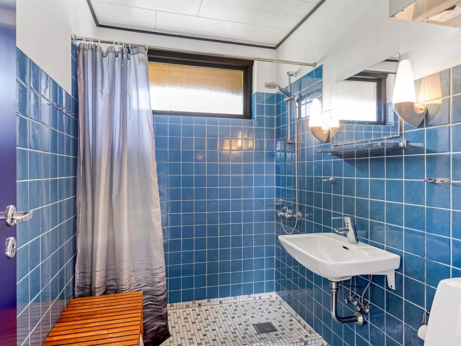 "Ognen" - 800m from the sea-Drinnen