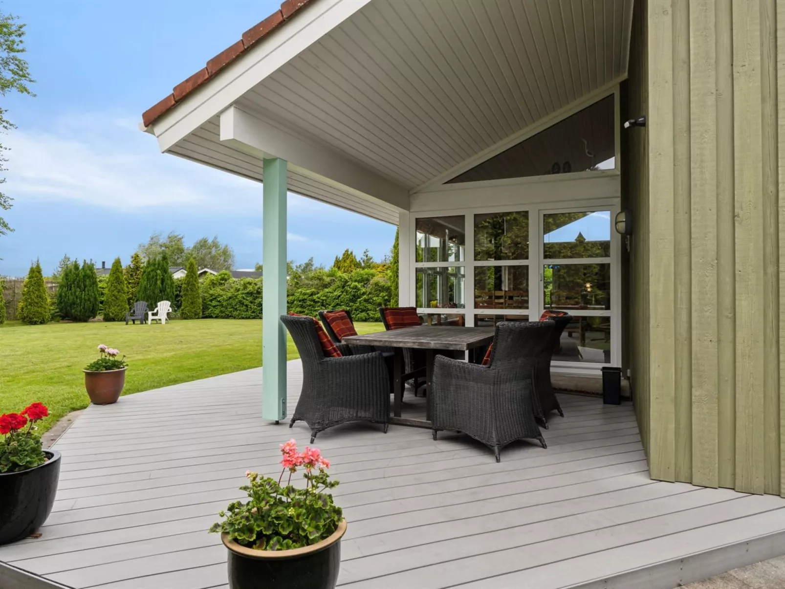 "Henne" -  from the sea-Draußen