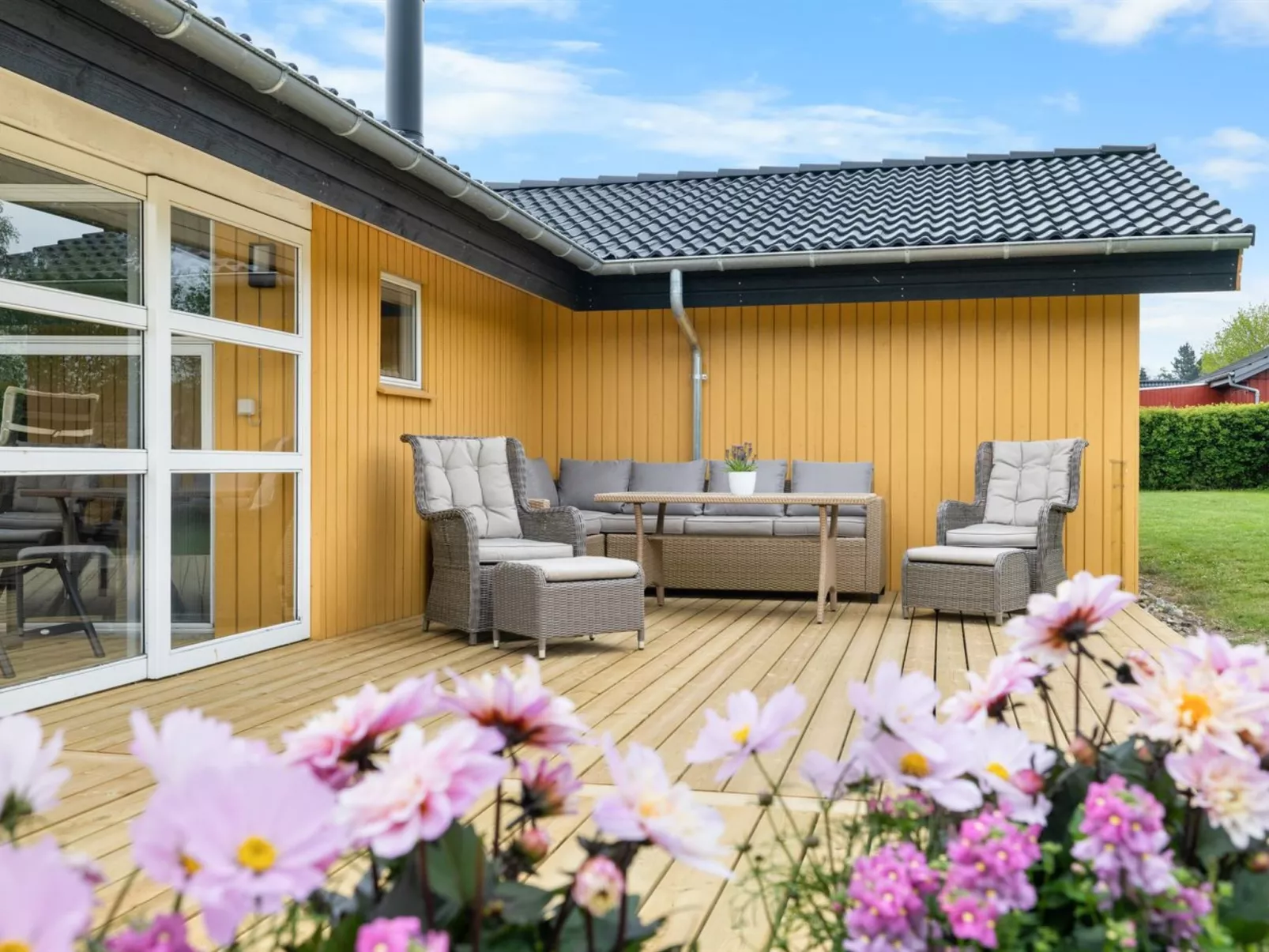 "Frederikke" - 875m from the sea-Outside