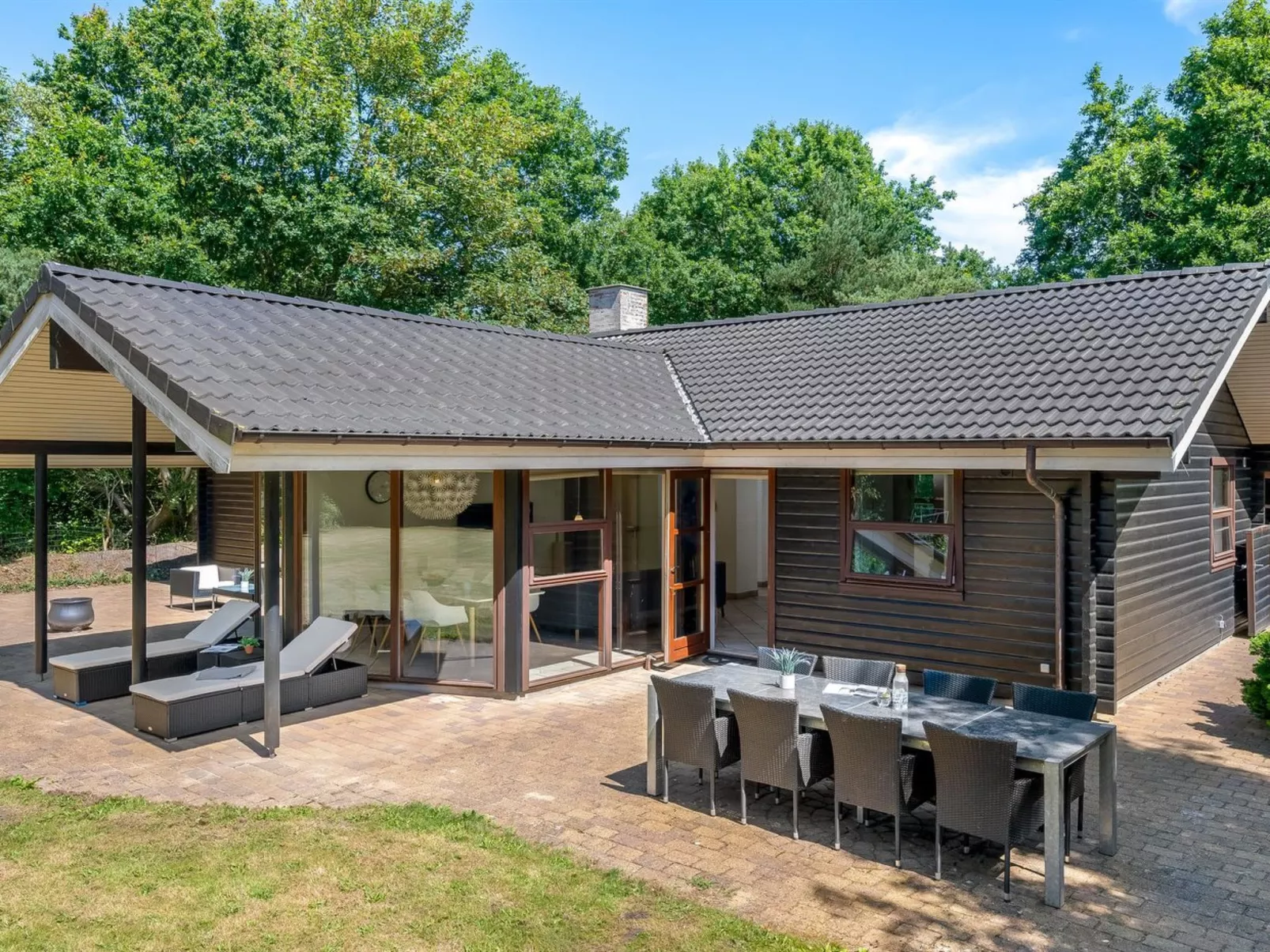 "Lillebror" - 12km from the sea-Draußen