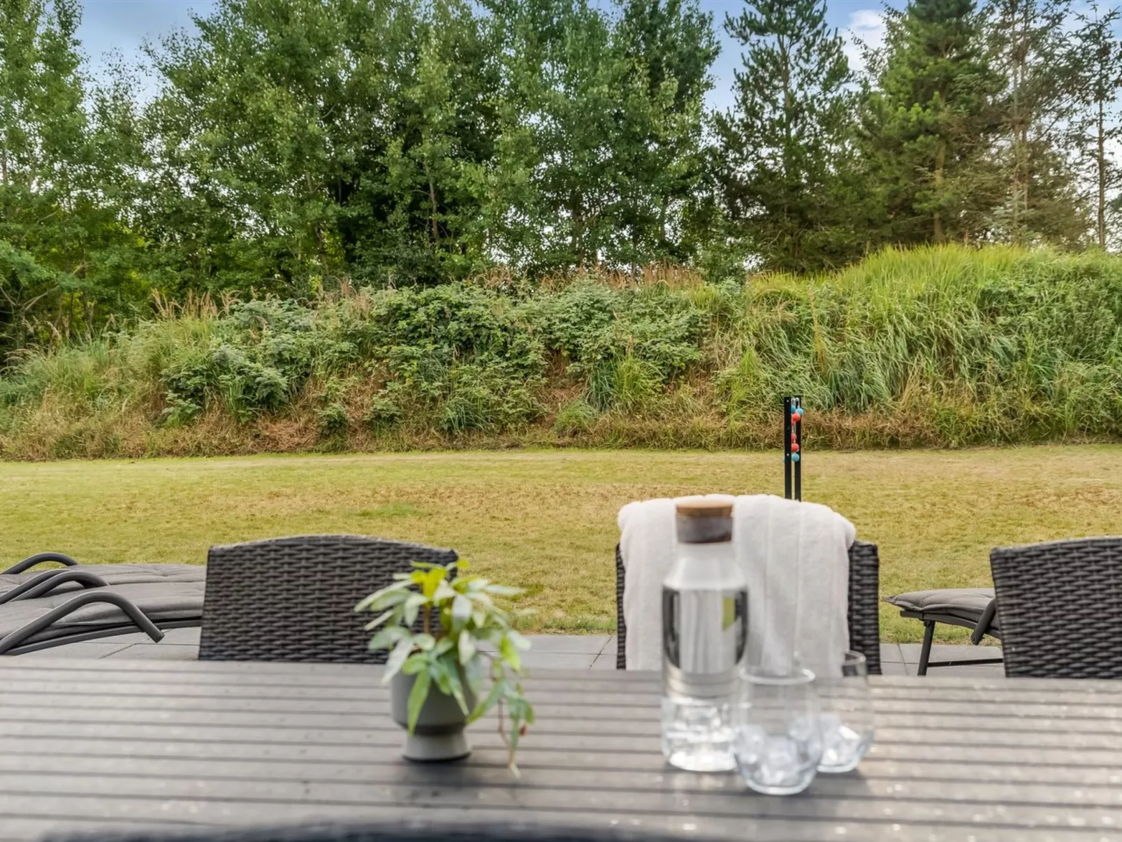 "Abiorn" -  from the sea-Dehors